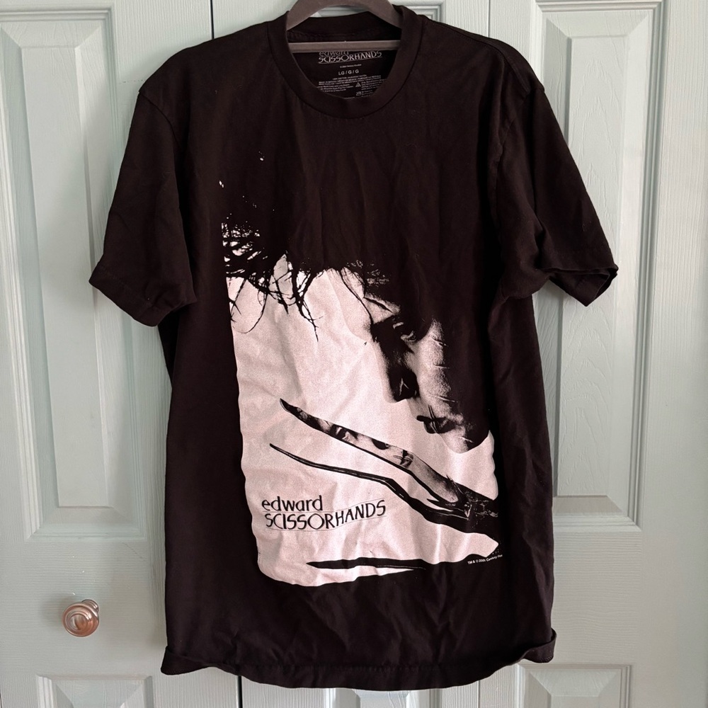 Women’s Edward Scissorhands Movie Graphic Tee Black Large Cotton